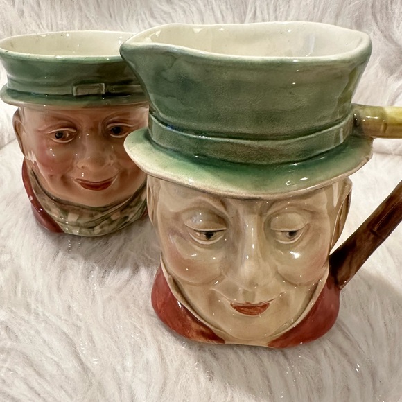 VINTAGE BESWICK CREAMER & SUGAR TOBY SET ENGLAND #673 & #674 - Picture 1 of 10